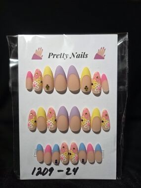 Multi-Color Floral Press-On Nail Set